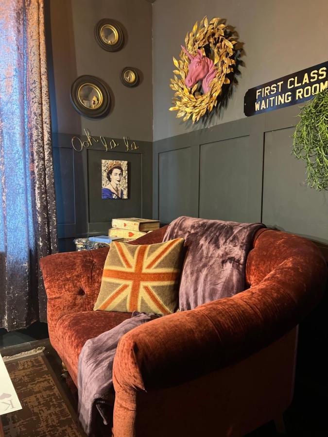 Brecon Town 3 Bedroom House Sleeps 6 Central Location Экстерьер фото